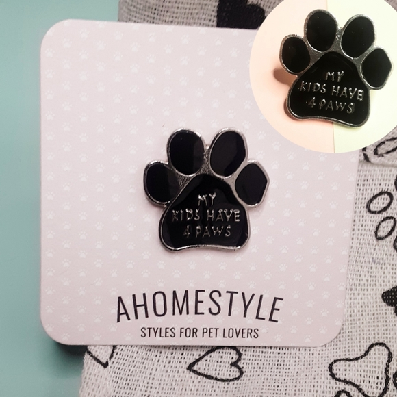 Pet Lover Enamel Pins - Picture 4 of 9